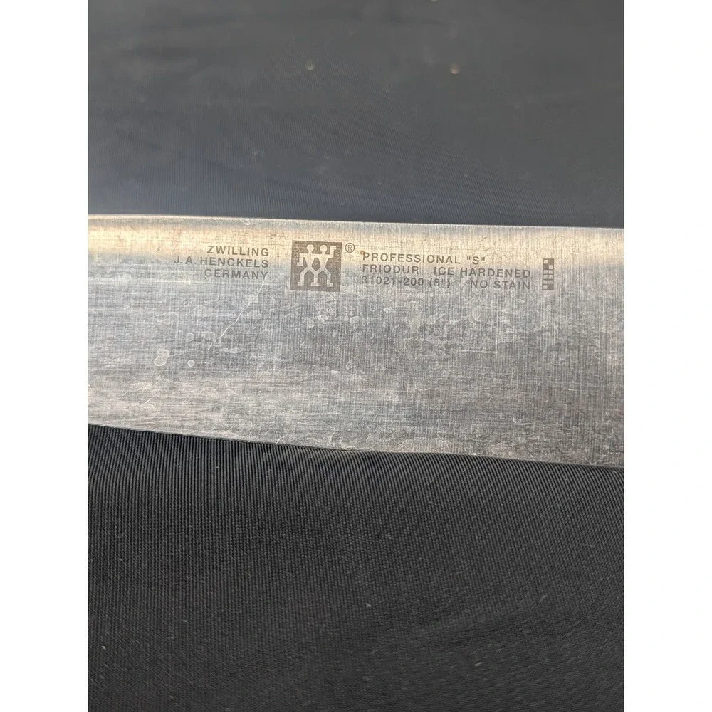 Zwilling J.A. Henckels Professional S 8